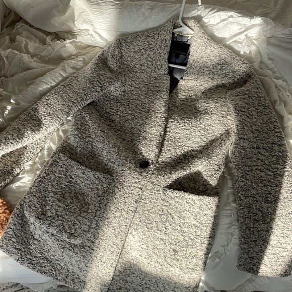 Banana Republic Jackets & Blazers - BANANA REPUBLIC collarless Boucle 🌸 wool Coat